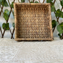Load image into Gallery viewer, Shaded Straw SQUARE BASKET