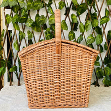 Load image into Gallery viewer, Maga Basket Wicker