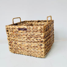 Charger l'image dans la galerie, Shaded Straw Bottle Caddy