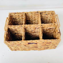 Charger l'image dans la galerie, Shaded Straw Bottle Caddy