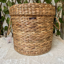 Load image into Gallery viewer, Shaded Straw Laundary Basket