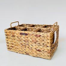 Charger l'image dans la galerie, Shaded Straw Bottle Caddy