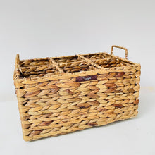 Charger l'image dans la galerie, Shaded Straw Bottle Caddy