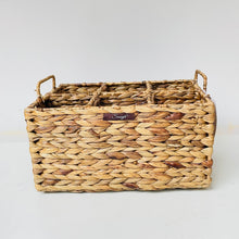 Charger l'image dans la galerie, Shaded Straw Bottle Caddy