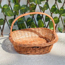 Load image into Gallery viewer, Maga Basket Wicker Square Shape with Handle