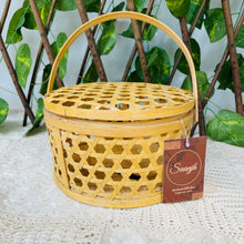 Lade das Bild in den Galerie-Viewer, Bamboo Cane Designer Box Container with Handle - Gifting Special