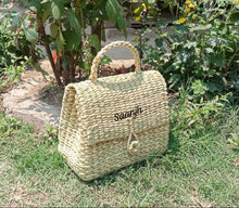 Load image into Gallery viewer, Pretty Miss Wicker Office Purse