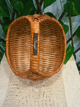 Load image into Gallery viewer, Maga Wicker Moon Basket