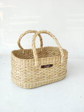 Load image into Gallery viewer, Saanjh Golden Grass Oval Fruit Basket with Handle