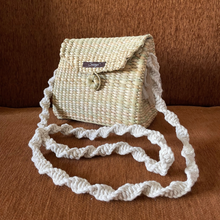 Load image into Gallery viewer, Neutral Straw Macrame Sling Bag | White