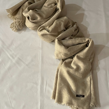 Charger l'image dans la galerie, Châle Saanjh Pur Pashmina | Accessoire de luxe | 100% pur cachemire | Filés et tissés à la main | Unigen