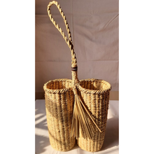 Load image into Gallery viewer, Kauna Straw Handwoven Boho Style Wine Bottle Holder
