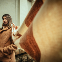 Load image into Gallery viewer, Handloom Cashmere Muffler - Peach Broad Lined
