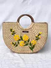 Lade das Bild in den Galerie-Viewer, Yellow Kauna Handwoven Embroidered Handbag, Tiffin Bag
