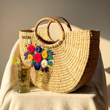 Lade das Bild in den Galerie-Viewer, Colourful Flowers Water Reed Handwoven Embroidered Handbag, Tiffin Bag