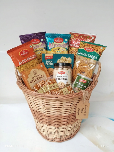 A Complete Guide to Bulk Ordering Handcrafted Diwali Gift Baskets for Businesses