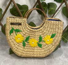 Load image into Gallery viewer, U-Shaped Woven Closing Summer Bag
