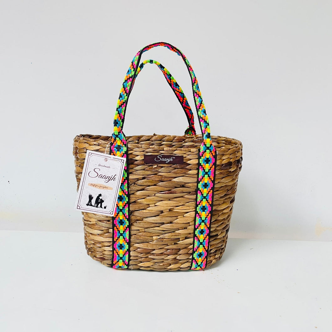 Shaded Straw Gift Bag