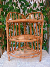 Lade das Bild in den Galerie-Viewer, Maga Basket  Corner Rack
