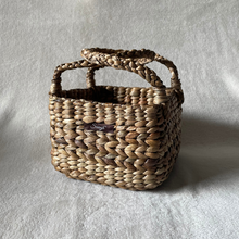 Load image into Gallery viewer, Shaded Straw Double Handle Gift Basket

