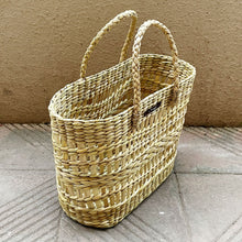 Load image into Gallery viewer, Golden Straw Wave Weave Handbag
