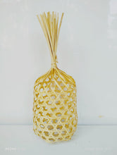 画像をギャラリービューアに読み込む, Bamboo Cylinder Shape Basket

