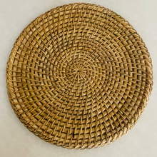 Load image into Gallery viewer, dining table mat online india cane placemat wholesale branded housewarming gift bamboo woven placemat 

