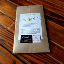 画像をギャラリービューアに読み込む, Teak Wood Hand-painted Rakhi - For Children, Pack of 1
