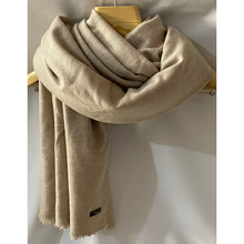 Charger l&#39;image dans la galerie, Handloom Cashmere Oversized Scarf | 100% Pure- Made In India
