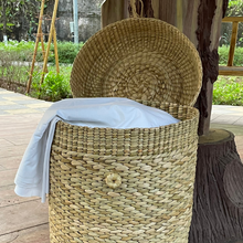 Lade das Bild in den Galerie-Viewer, Kauna Straw Handwoven Laundry Bag - Large
