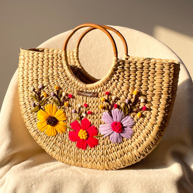 Three Flower Water Reed Handwoven Embroidered Handbag
