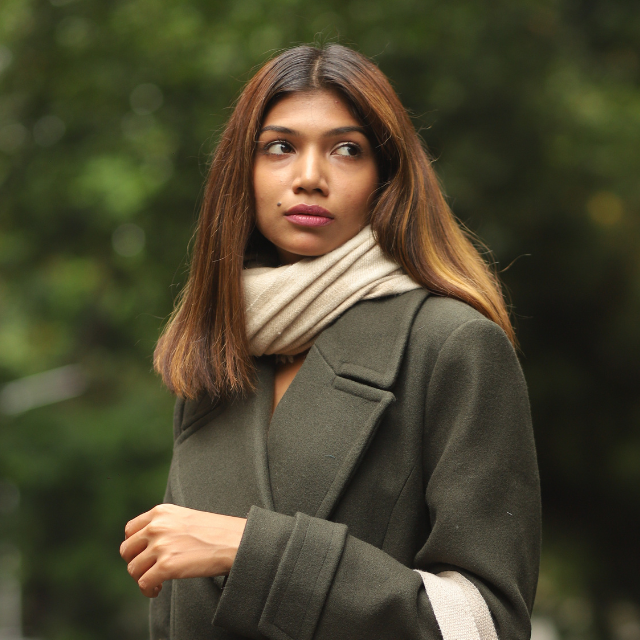 Handloom Cashmere Oversized Scarf | 100% Pure- Made In India