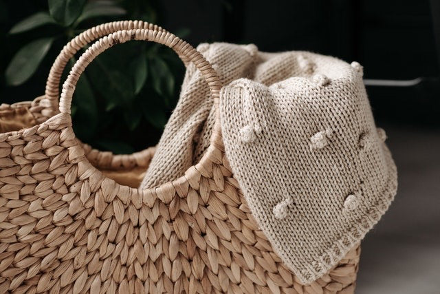Kauna Straw Handwoven Modish Beach Bag | Classy Collection